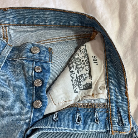 NWOT Levi’s 501 cropped blue jean denim - Picture 5 of 5